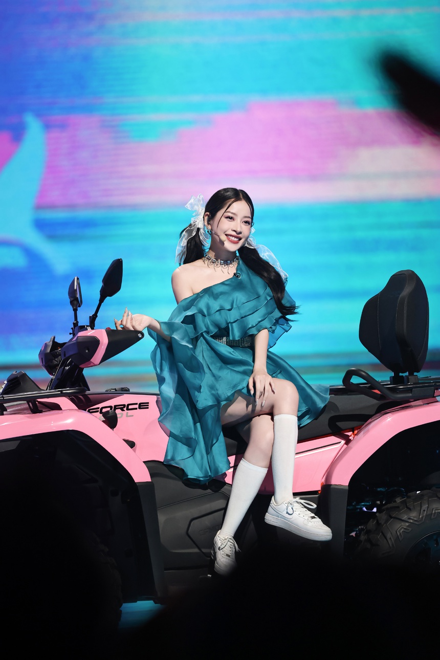 ‘Muốn đi biển’ nhận số phiếu thấp, Chi Pu bật khóc trên sân khấu vì điều này - Ảnh 9.