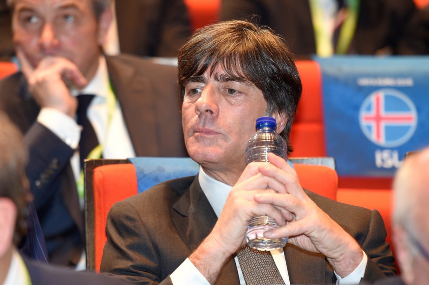 Để cạnh tranh với ĐT Việt Nam của HLV Troussier, Indonesia ‘săn’ HLV vô địch World Cup với lương 91 tỷ đồng  - Ảnh 2.