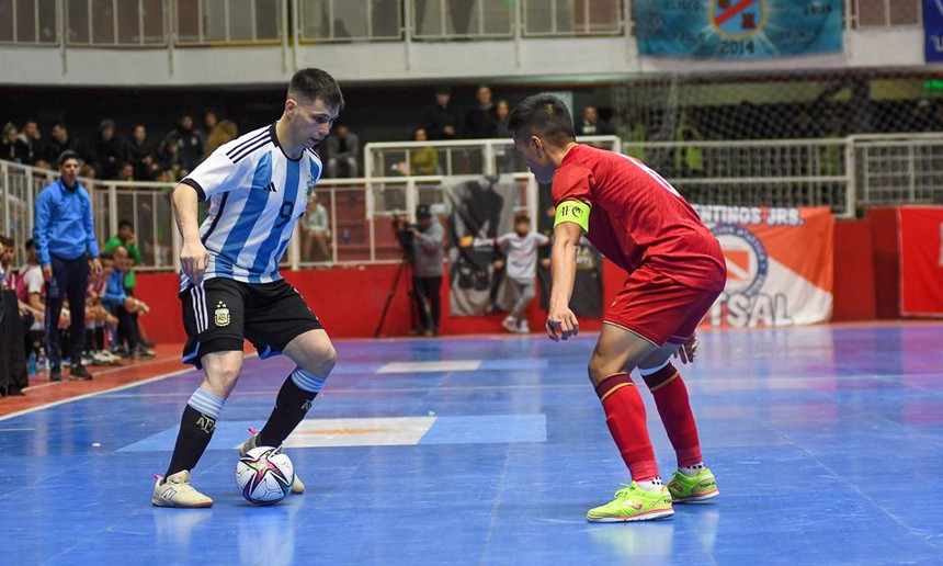 Bóng đá Việt Nam ngày 11/6: Tiền vệ tuyển Việt Nam nhắn nhủ CĐV Hải Phòng - Ảnh 4.