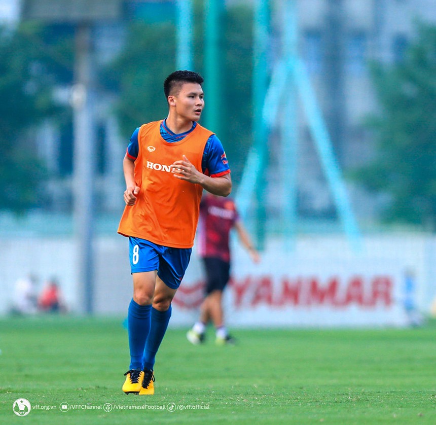 Bóng đá Việt Nam ngày 14/6: Tuyển Việt Nam làm quen SVĐ Lạch Tray - Ảnh 2. Bóng đá Việt Nam ngày 14/6: Tuyển Việt Nam làm quen SVĐ Lạch Tray - Ảnh 2.