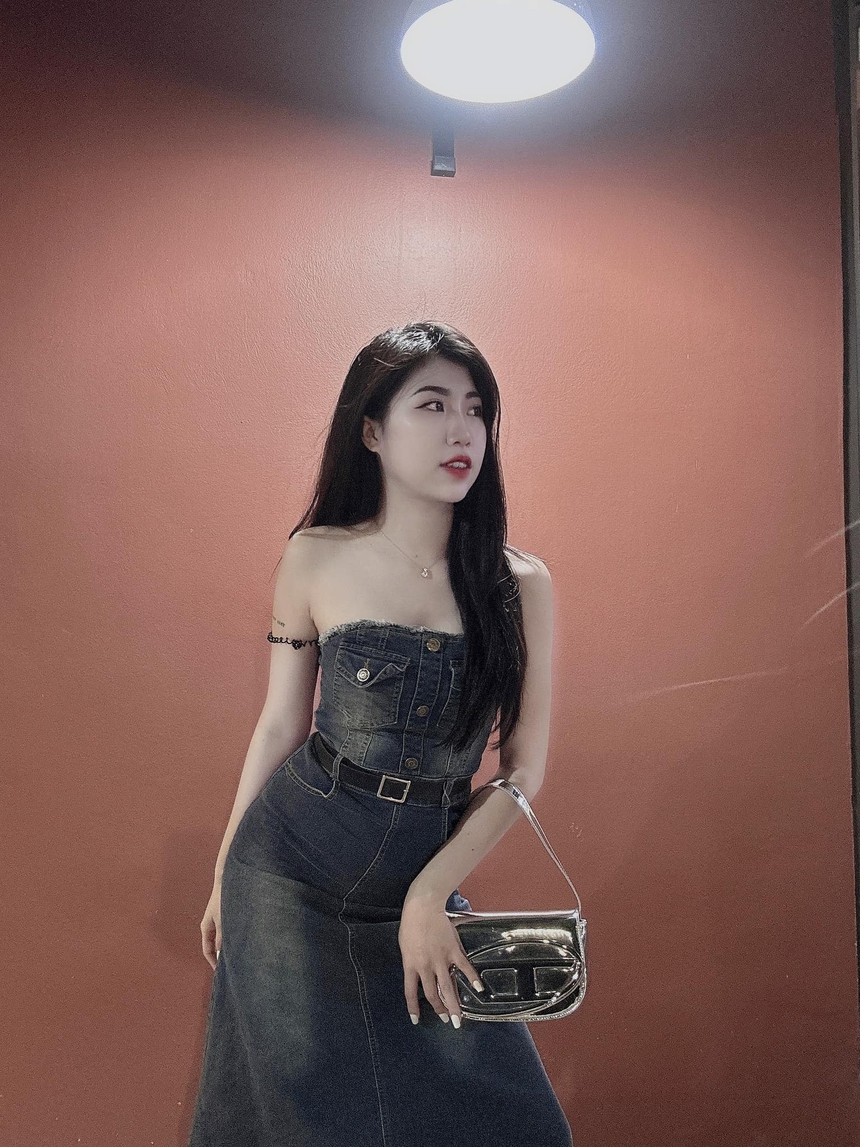 Em gái Văn Toàn gây sốt vì quá xinh đẹp, sở hữu vóc dáng không khác gì hot girl - Ảnh 7.