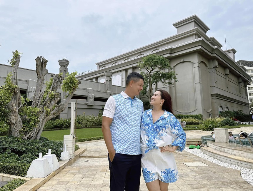 Bình Minh chia sẻ cuộc sống hạnh phúc viên mãn bên vợ doanh nhân và hai con gái - Ảnh 4.