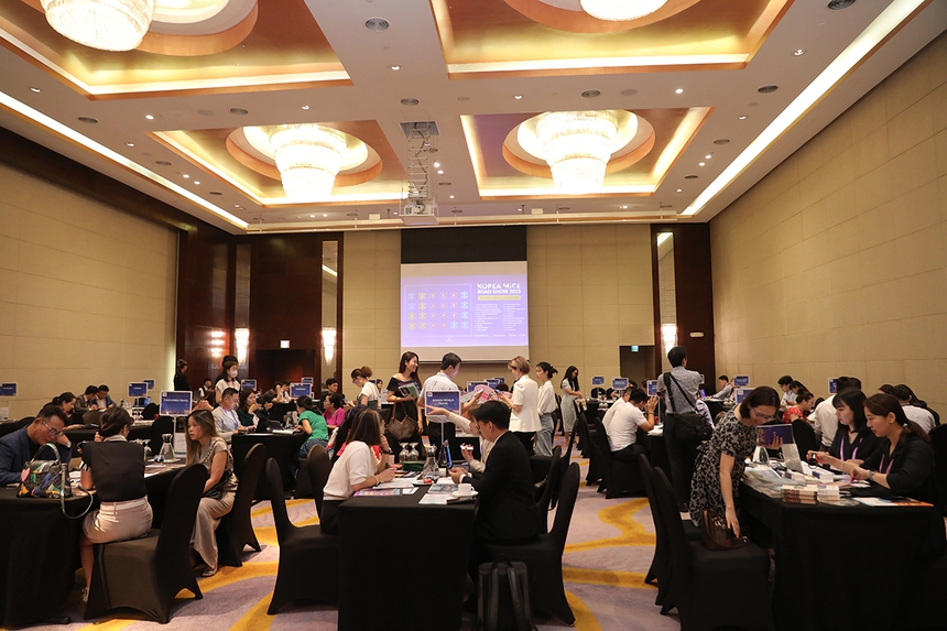 KTO Việt Nam tổ chức "Korea MICE Roadshow 2023" tại Hà Nội và TP. Hồ Chí Minh - Ảnh 4.