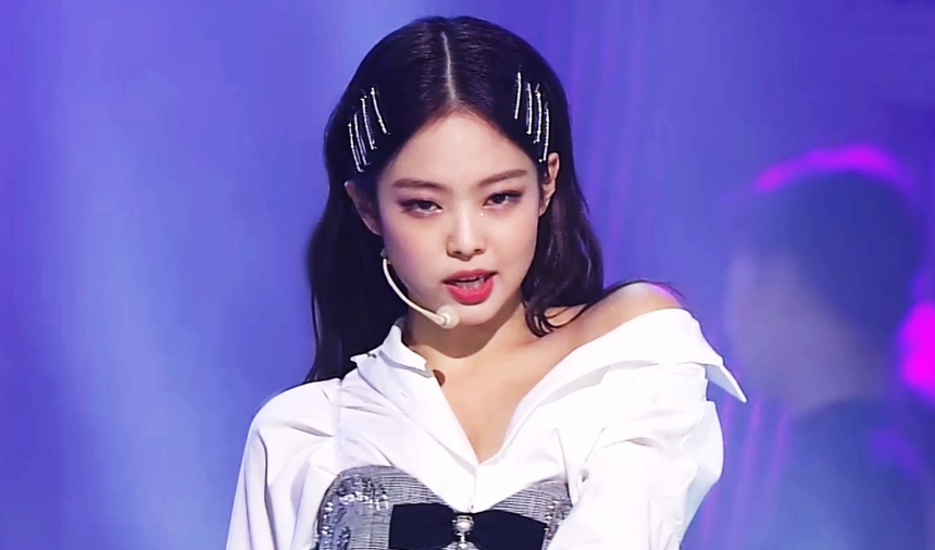 YG bác bỏ tin đồn Jennie (BLACKPINK) gia nhập Marvel - Ảnh 1.