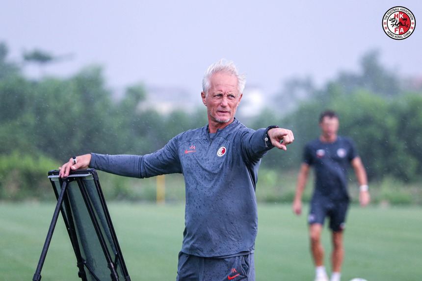 HLV ĐT Hong Kong (Trung Quốc) đánh giá cao Công Phượng, tiết lộ chiến thuật khắc chế ĐT Việt Nam của HLV Troussier - Ảnh 2.