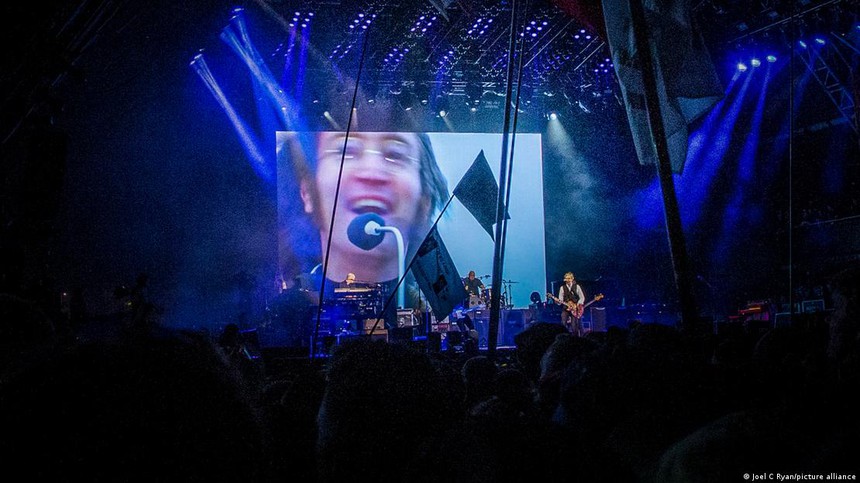 Beatles có bản thu âm 'mới' với sự trợ giúp của công nghệ AI - Ảnh 4.