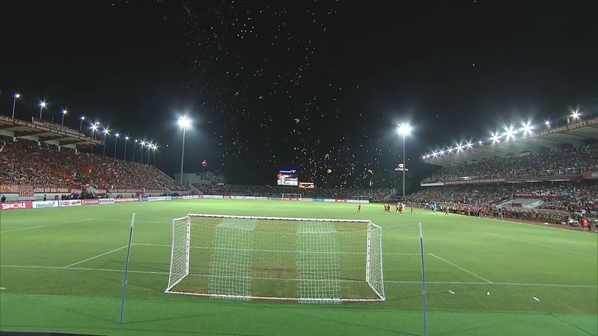 Sân Lạch Tray cực đẹp trong ngày Việt Nam thắng Hong Kong, ăn đứt sân Mỹ Đình - Ảnh 8.