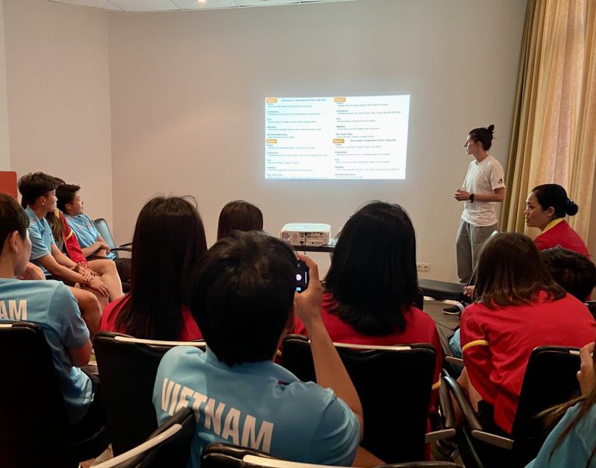 FIFA có trợ giúp đặc biệt, Thanh Nhã, Huỳnh Như và ĐT nữ Việt Nam sẽ được nâng tầm ở World Cup - Ảnh 3.