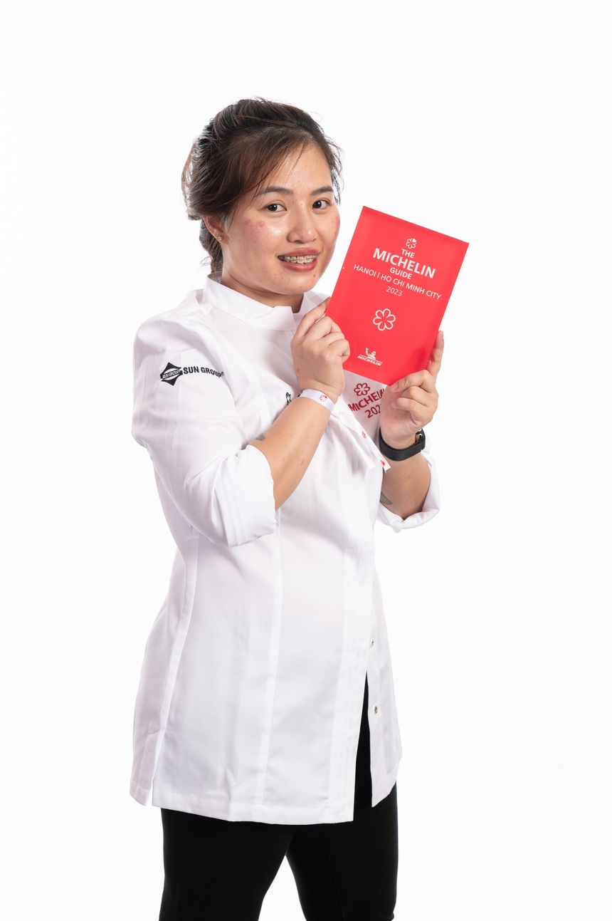 Chân dung đầu bếp các nhà hàng vừa được gắn sao Michelin - Ảnh 3.