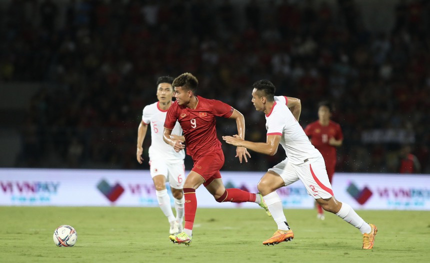 Tuyển Việt Nam chơi đầy thất vọng trước Hong Kong. Ảnh: Hoàng Linh