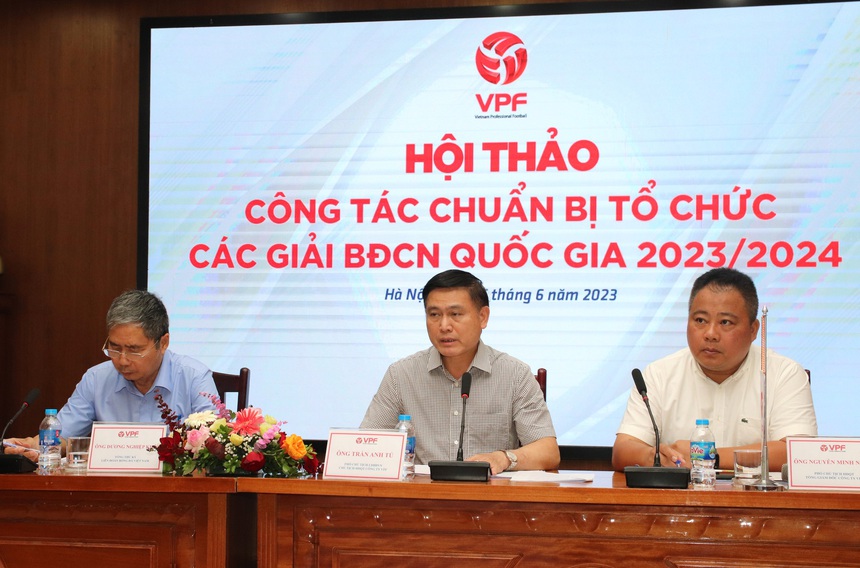 V-League 2023-2024 khởi tranh vào tháng 10, các CLB kiến nghị không dừng giải quá lâu - Ảnh 2. V-League 2023-2024 khởi tranh vào tháng 10, các CLB kiến nghị không dừng giải quá lâu - Ảnh 2.