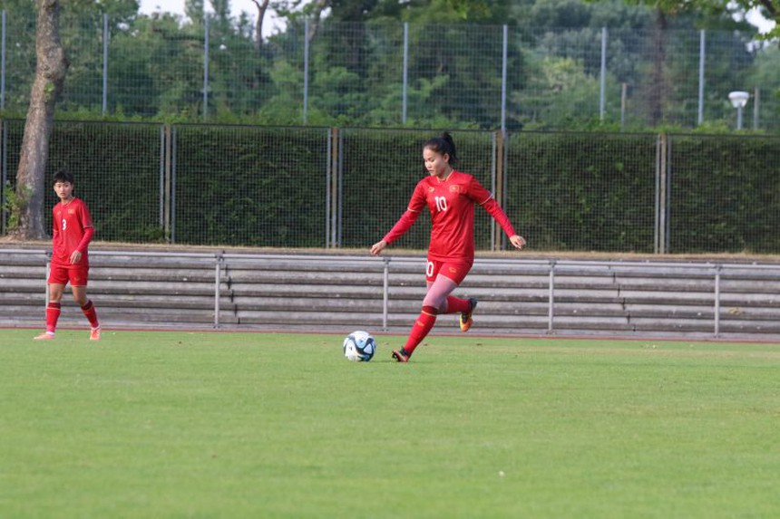 Chương Thị Kiều trở lại, tuyển nữ Việt Nam thắng giòn giã trận thứ hai tại Đức - Ảnh 2.