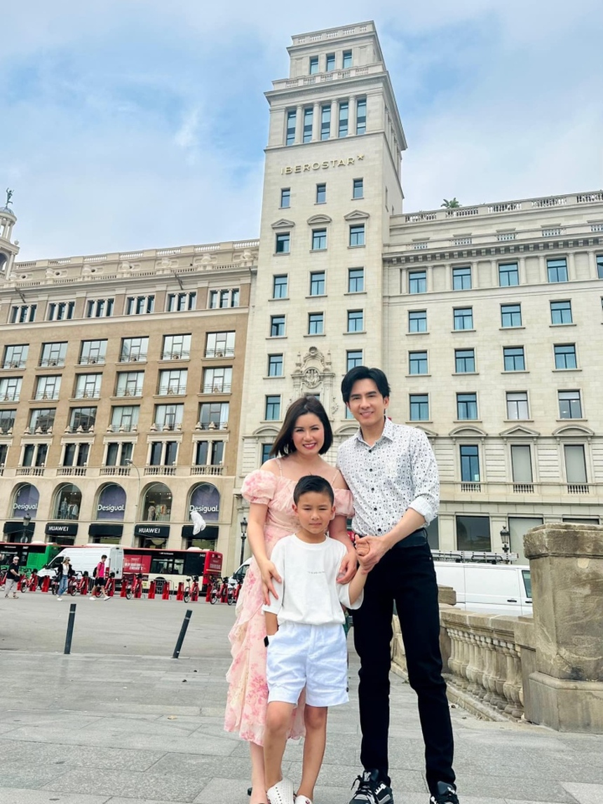 Sao Việt 16/06: Xuân Hinh đến nhà thăm Công Lý; Đan Trường hội ngộ với vợ cũ - Ảnh 3.