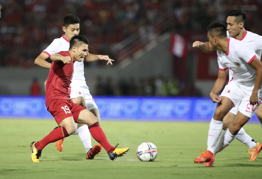 Báo Hong Kong (Trung Quốc) nhận xét đội nhà chơi ngang ngửa ĐT Việt Nam, tiếc nuối với 2 ‘cơ hội vàng’ bị bỏ lỡ - Ảnh 2.