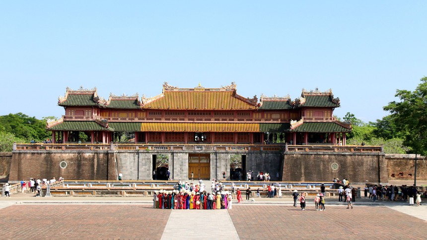 30 năm Quần thể Di tích Cố đô Huế được vinh danh Di sản thế giới: Di sản văn hóa thế giới đầu tiên của Việt Nam - Ảnh 2. 30 năm Quần thể Di tích Cố đô Huế được vinh danh Di sản thế giới: Di sản văn hóa thế giới đầu tiên của Việt Nam - Ảnh 2.