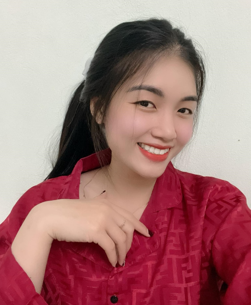 Ngẩn ngơ trước đội trưởng, hoa khôi bóng chuyền nữ TPHCM, chủ công 9X tài năng, đẹp hồn nhiên, thơ ngây - Ảnh 6.