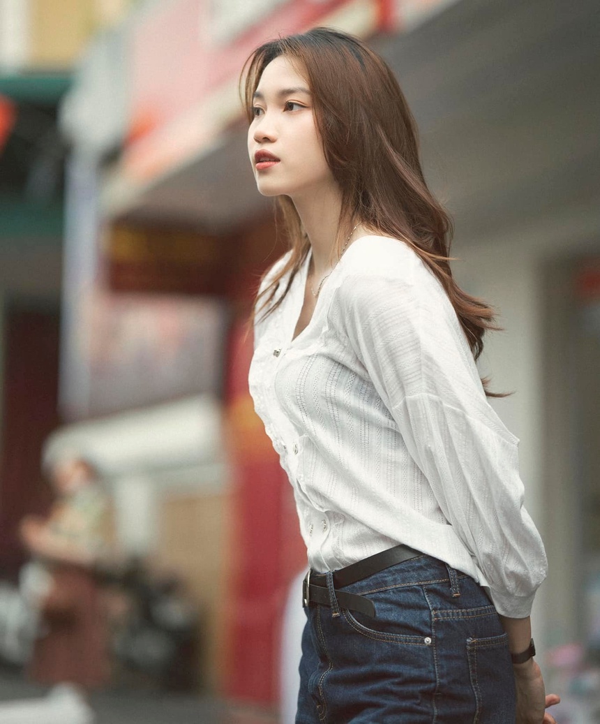 Xốn xang vì nữ chủ công 9X tài năng, đẹp trong sáng, hồn nhiên, ‘đánh cắp trái tim’ người hâm mộ bóng chuyền  Việt Nam - Ảnh 8.