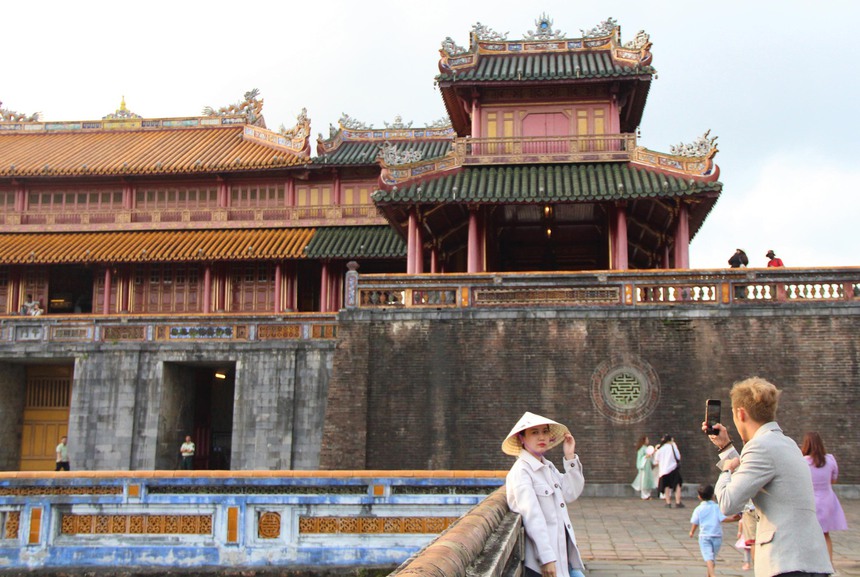 Huế tròn 30 năm là di sản văn hóa thế giới - Ảnh 4.