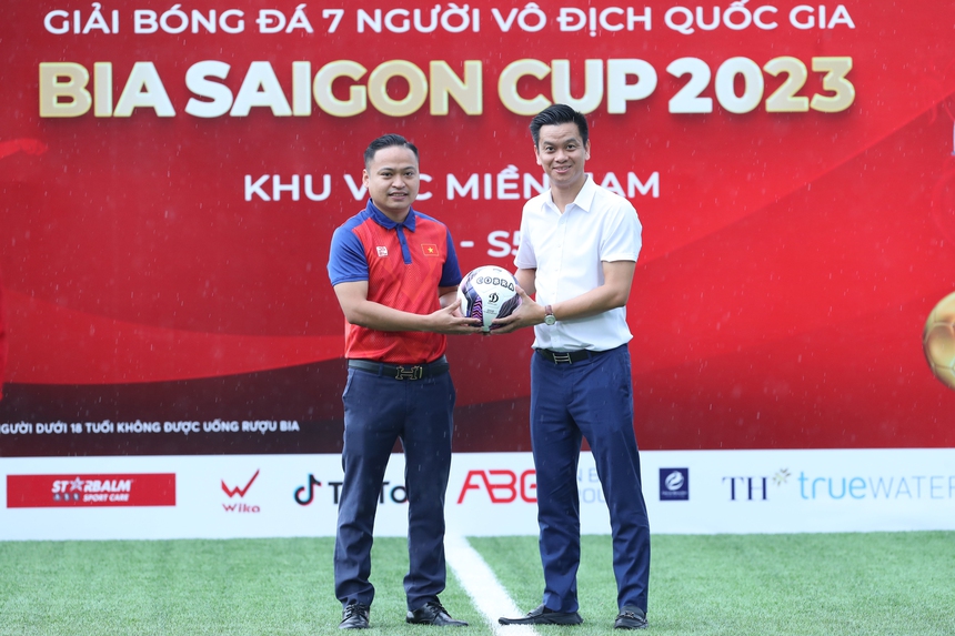 Đương kim vô địch thua đậm ở giải bóng đá 7 người VĐQG khu vực miền Nam - Ảnh 1.