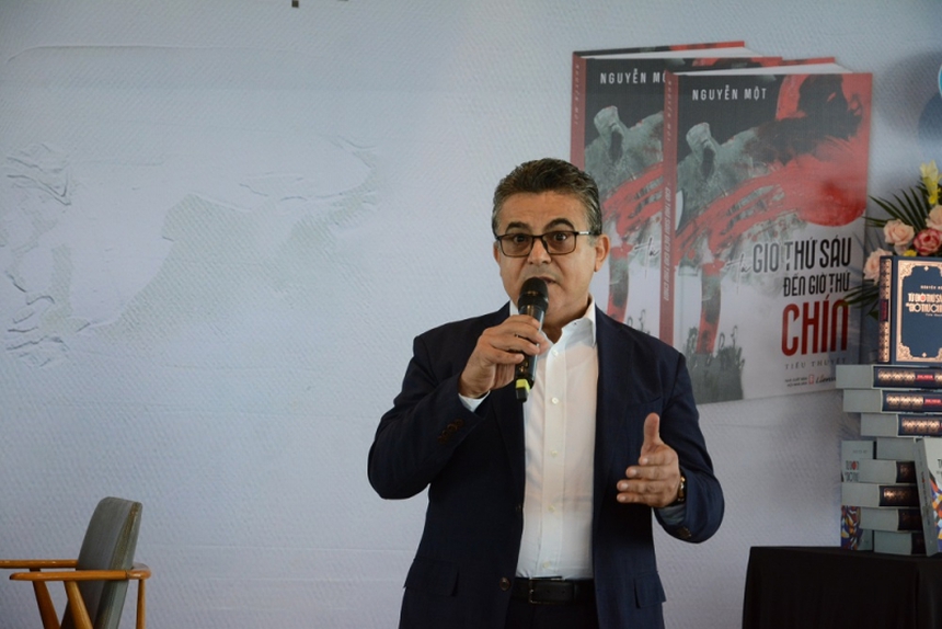 Day dứt với sự tàn phá của chiến tranh trong ‘Từ giờ thứ sáu đến giờ thứ chín’ - Ảnh 3. Day dứt với sự tàn phá của chiến tranh trong ‘Từ giờ thứ sáu đến giờ thứ chín’ - Ảnh 3.