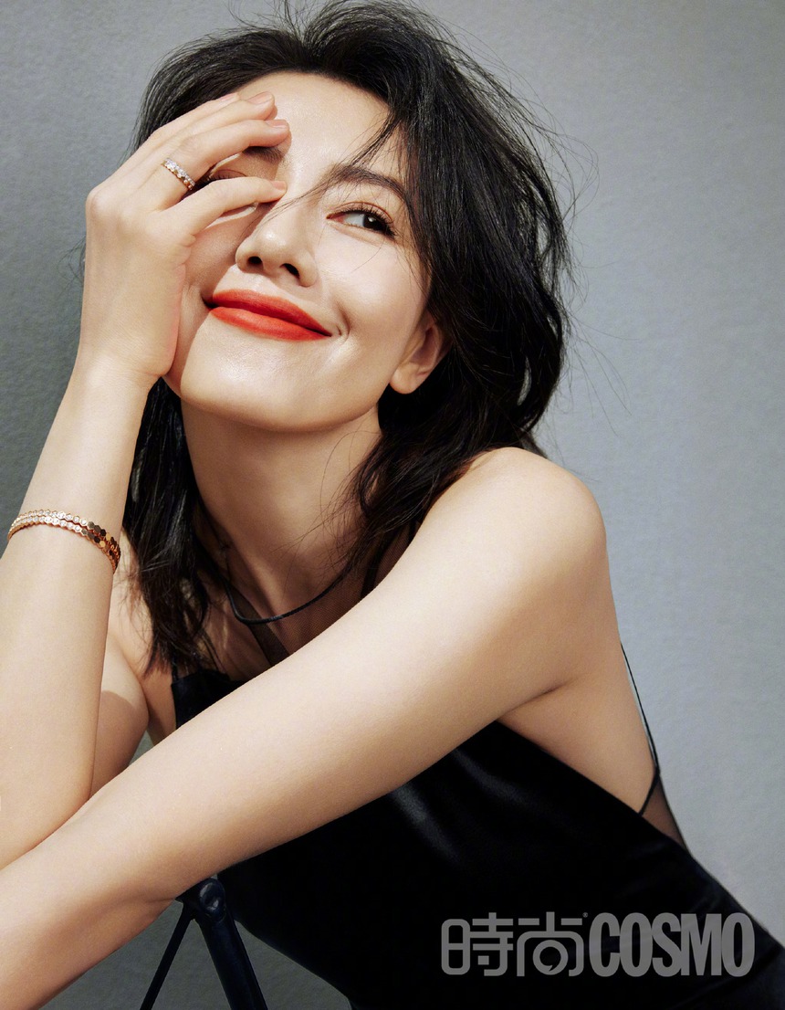 Nhan sắc đỉnh cao của bộ đôi nữ chính 'Ỷ thiên đồ long ký' tái hợp sau 20 năm - Ảnh 17.