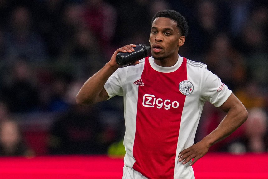 Tin nóng bóng đá tối 20/6: MU được mở cơ hội mua 'Vua phá lưới' Serie A, Chelsea đón tân binh thứ 2 - Ảnh 4.