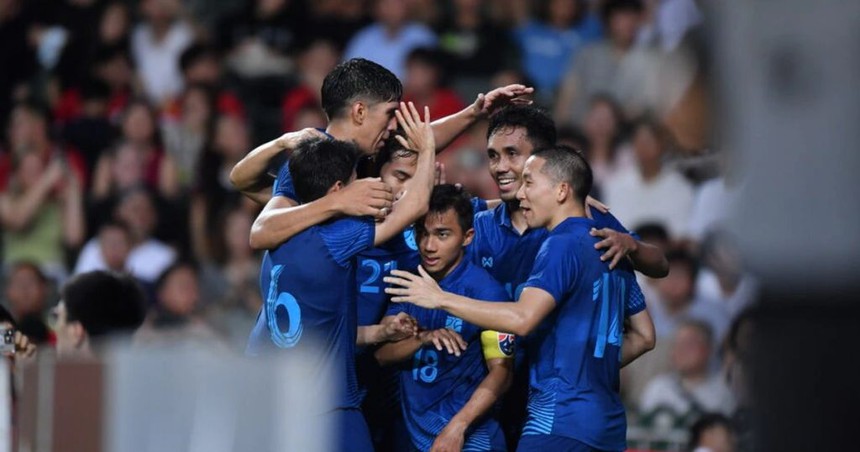 ĐT Thái Lan chật vật mới thắng nổi Hong Kong (TQ), ĐT Việt Nam cũng vậy sao vẫn bị chỉ trích? - Ảnh 2.