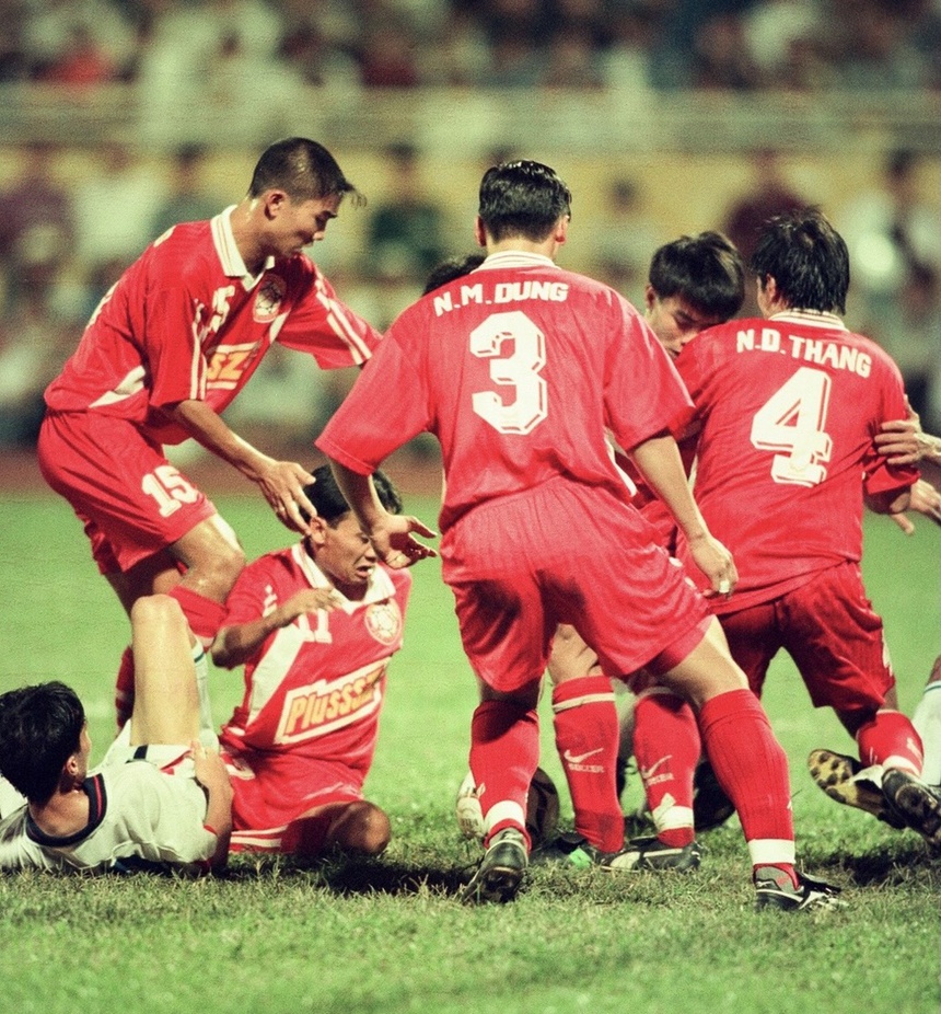 V-League không có trên Google (phần 4): Niềm tự hào Thể Công và thời kỳ 'vô đối' bóng đá Việt - Ảnh 3.