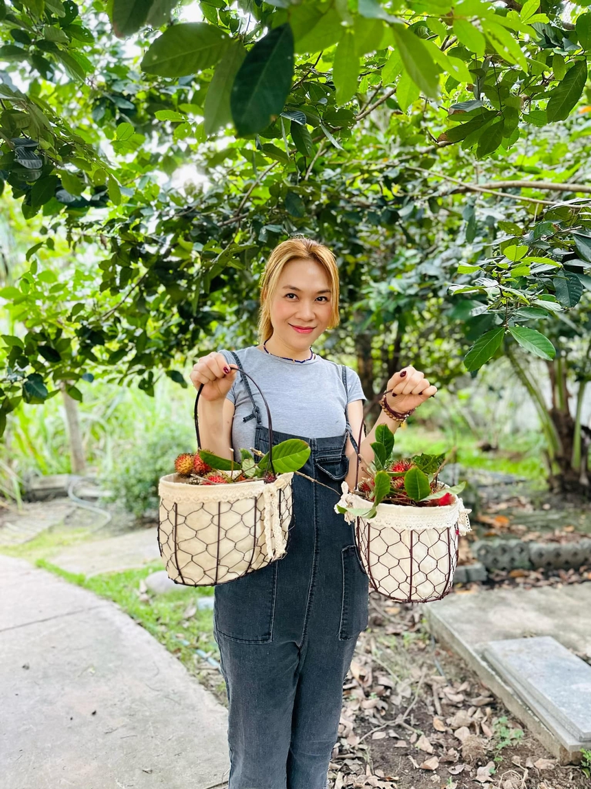 Sao Việt 21/6: Tự Long đăng ảnh chúc mừng cánh nhà báo bên các Táo; Mỹ Tâm khoe niềm vui giản đơn - Ảnh 3. Sao Việt 21/6: Tự Long đăng ảnh chúc mừng cánh nhà báo bên các Táo; Mỹ Tâm khoe niềm vui giản đơn - Ảnh 3.