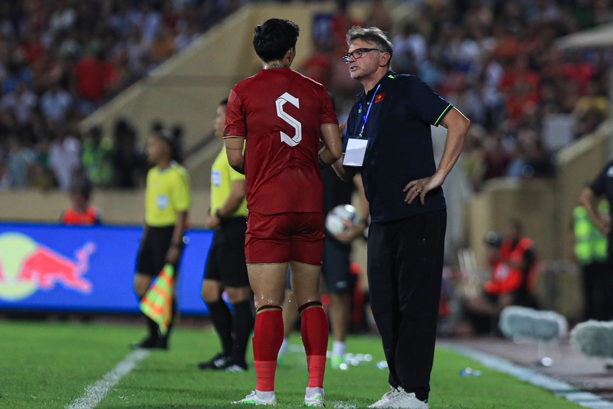 Đội tuyển Việt Nam dùng hàng công "cùn" trước giấc mơ World Cup 2026 - Ảnh 6.