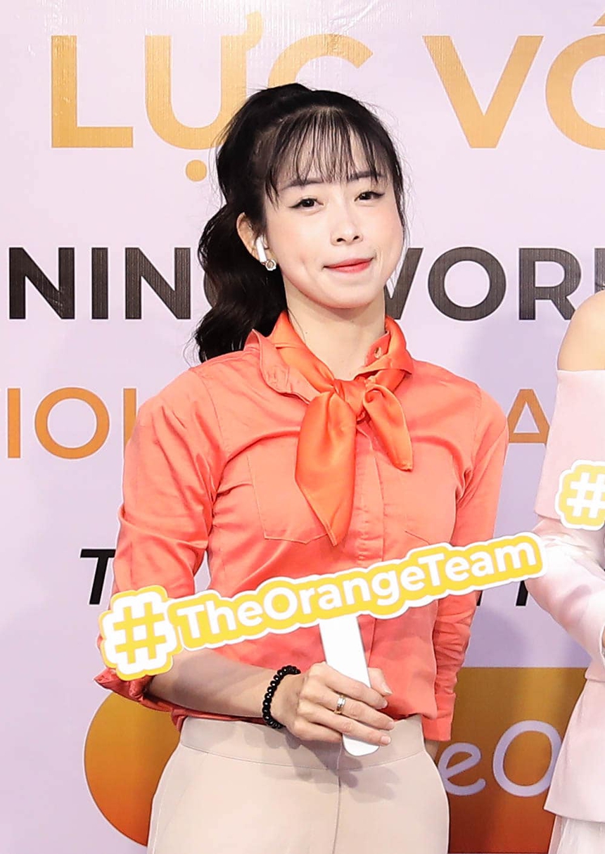 Hot girl làng võ Châu Tuyết Vân diện váy 2 dây, khoe vai trần cực gợi cảm - Ảnh 7.