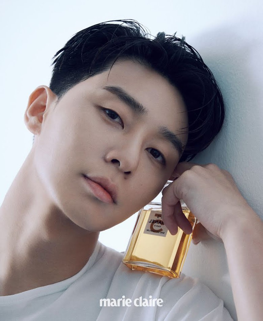 Cách sao Hàn thay đổi chiến lược xử lý tin đồn hẹn hò:  Park Seo Joon, V BTS - Ảnh 1.
