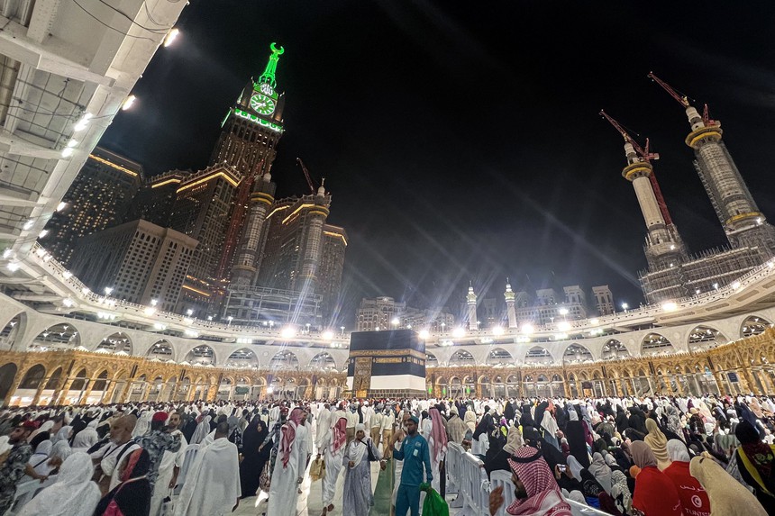 Saudi Arabia sẵn sàng đón người tham gia lễ hành hương Hajj - Ảnh 1.