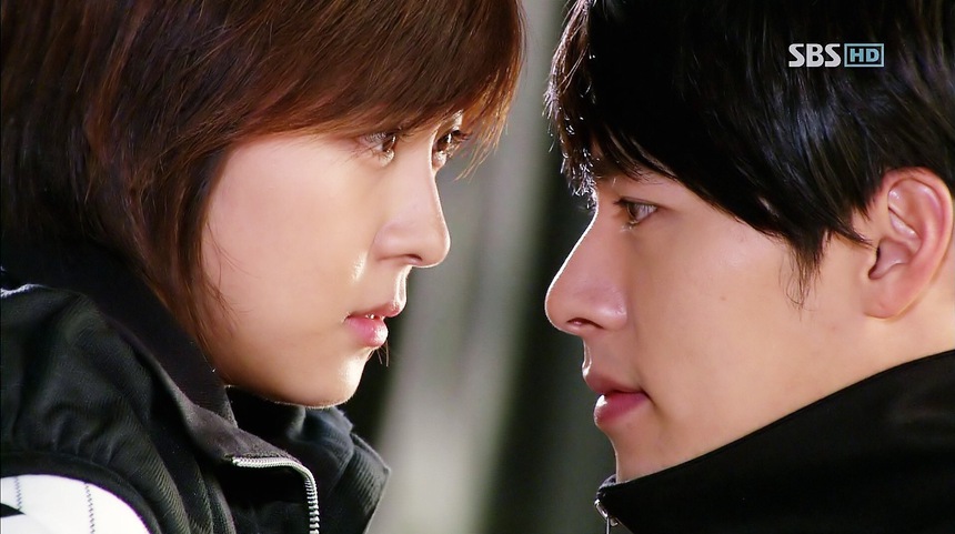 ‘Hoàng hậu Ki’ Ha Ji Won cô độc ở tuổi 45, từng bị nghi ‘giật bồ’ Song Hye Kyo - Ảnh 16. ‘Hoàng hậu Ki’ Ha Ji Won cô độc ở tuổi 45, từng bị nghi ‘giật bồ’ Song Hye Kyo - Ảnh 16.