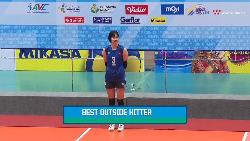 Đội trưởng Thanh Thúy tỏa sáng rực rỡ, giành giải Chủ công xuất sắc nhất AVC Challenge Cup 2023 - Ảnh 3.