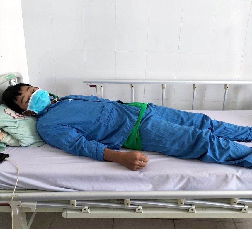 Đắk Nông: Làm rõ nguyên nhân 11 người bị ngộ độc thực phẩm - Ảnh 1.