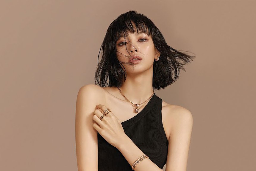 10+ thần tượng K-pop nổi tiếng với các chiến dịch toàn cầu đầy thèm muốn với các thương hiệu xa xỉ - Ảnh 9. 10+ thần tượng K-pop nổi tiếng với các chiến dịch toàn cầu đầy thèm muốn với các thương hiệu xa xỉ - Ảnh 9.