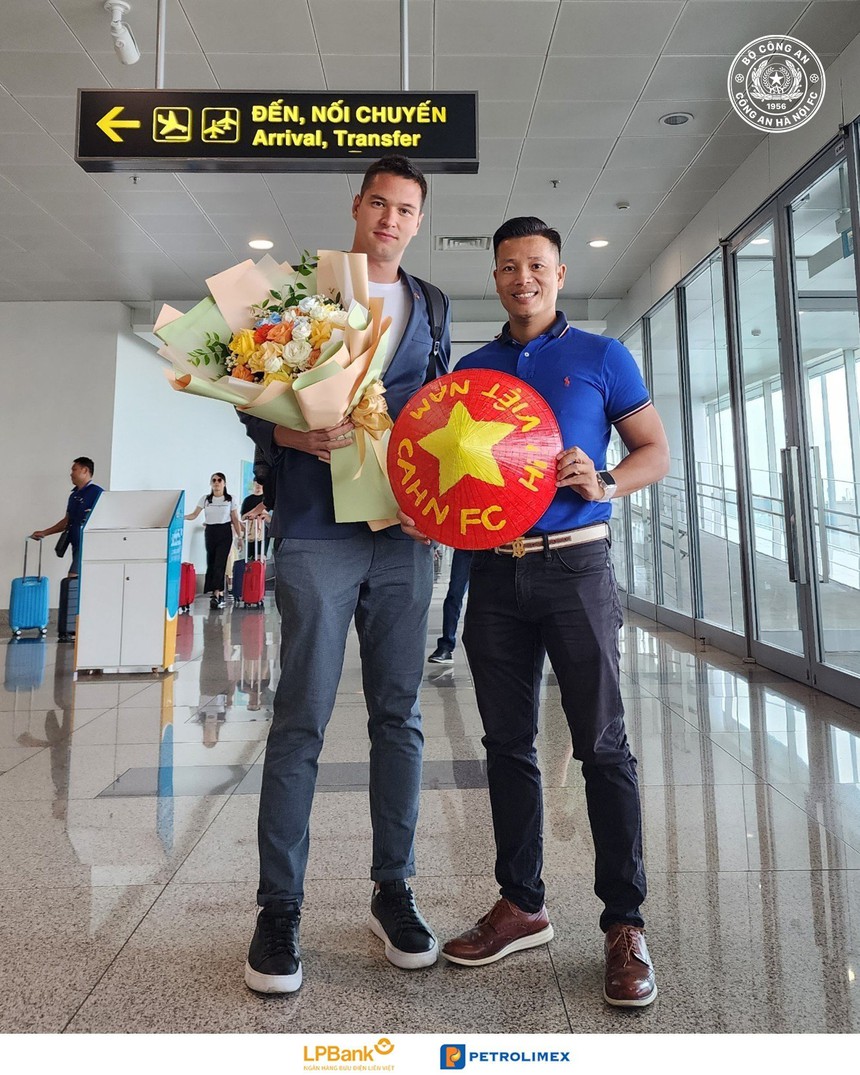 Chuyển nhượng bóng đá Việt ngày 29/6: Patrik Lê Giang đối mặt nguy cơ rời Công an Hà Nội - Ảnh 3.