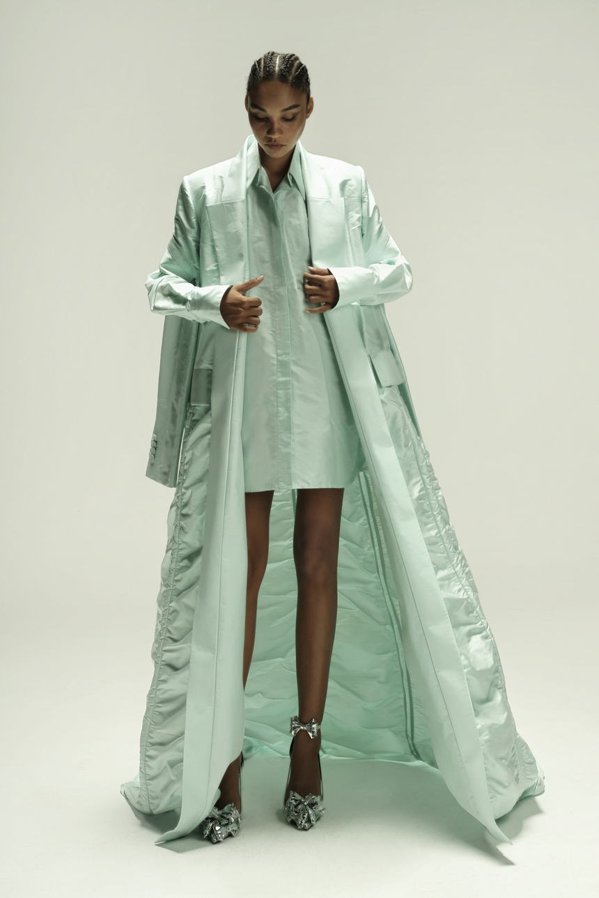 'CONG TRI Thu Đông 2023' tôn vinh triết lý avant-garde trong tối giản - Ảnh 7.