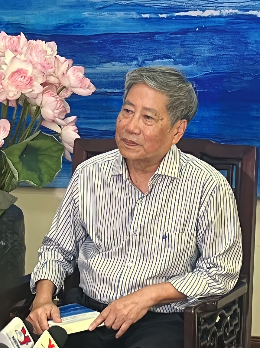 'Chuyện kể của một đại sứ' (Nguyễn Chiến Thắng): Một ký ức ngoại giao mang chiều sâu văn hóa - Ảnh 1. 'Chuyện kể của một đại sứ' (Nguyễn Chiến Thắng): Một ký ức ngoại giao mang chiều sâu văn hóa - Ảnh 1.