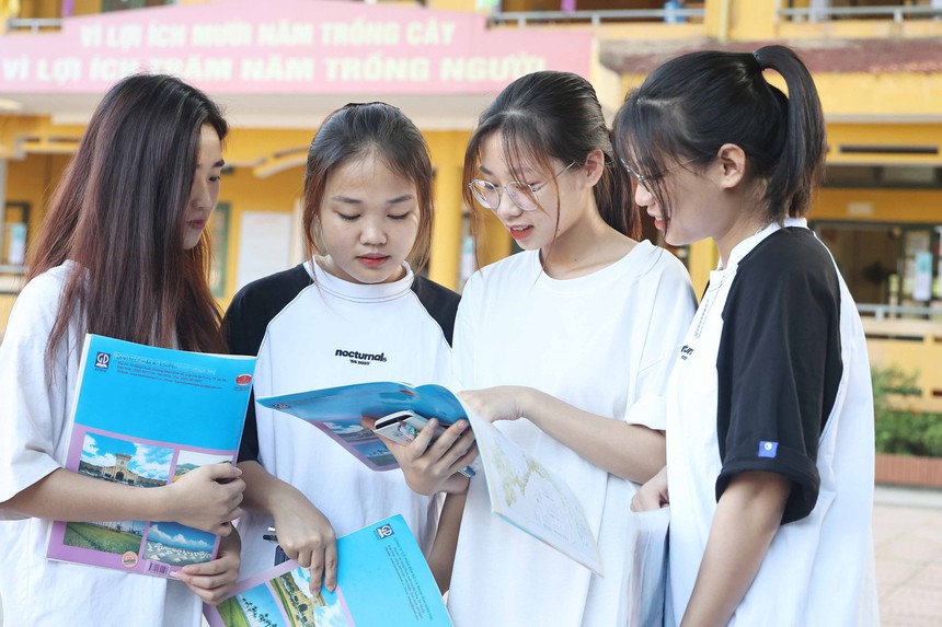 Thư robot: Biển học còn dài rộng lắm! - Ảnh 1.