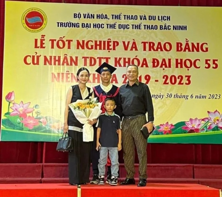 Chuyển nhượng bóng đá Việt Nam ngày 30/6: Filip Nguyễn hội quân Công an Hà Nội đấu Đà Nẵng - Ảnh 3. Chuyển nhượng bóng đá Việt Nam ngày 30/6: Filip Nguyễn hội quân Công an Hà Nội đấu Đà Nẵng - Ảnh 3.