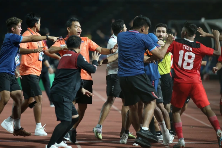 U22 Thái Lan chưa được thưởng do sự cố ẩu đả ở SEA Games 32 - Ảnh 1.