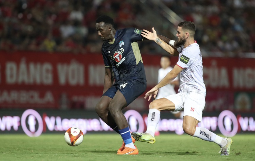 HAGL lận đận đường vào TOP 8 - Ảnh 1.