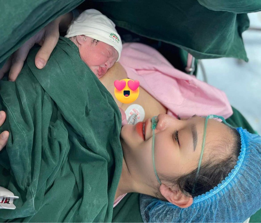 Trước bê bối đăng đàn mắng chồng trên Facebook, quan hệ vợ chồng Bùi Tiến Dũng ra sao? - Ảnh 16.