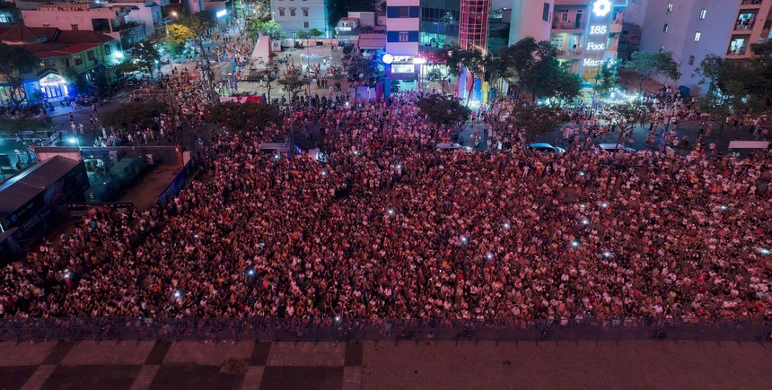 Việt Nam - Phần Lan: những khoảnh khắc ấn tượng nhất trong đêm khai mạc DIFF 2023 - Ảnh 2.