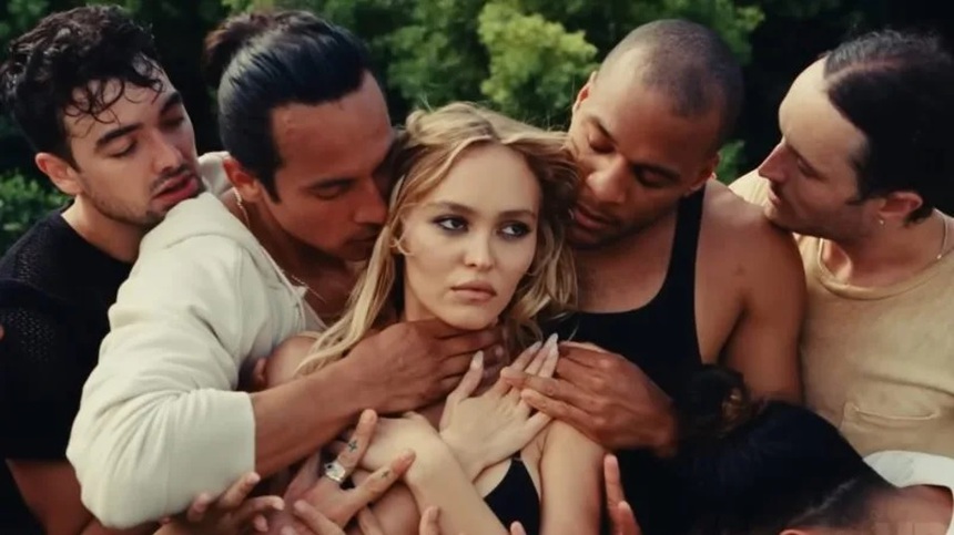 Quá nhiều chỉ trích và tranh cãi, dàn diễn viên 'The Idol' lên tiếng bảo vệ  - Ảnh 2.