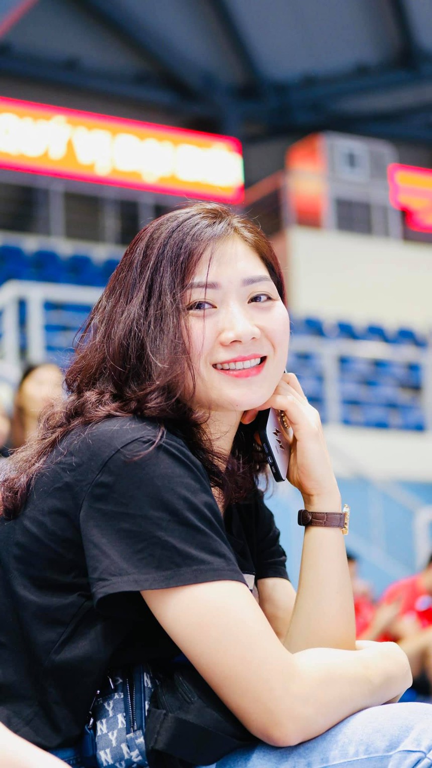 Cựu sao bóng chuyền Phạm Thị Yến: 14 tuổi trốn gia đình đi thi tuyển, đứng người trước câu nói của HLV - Ảnh 7. Cựu sao bóng chuyền Phạm Thị Yến: 14 tuổi trốn gia đình đi thi tuyển, đứng người trước câu nói của HLV - Ảnh 7.