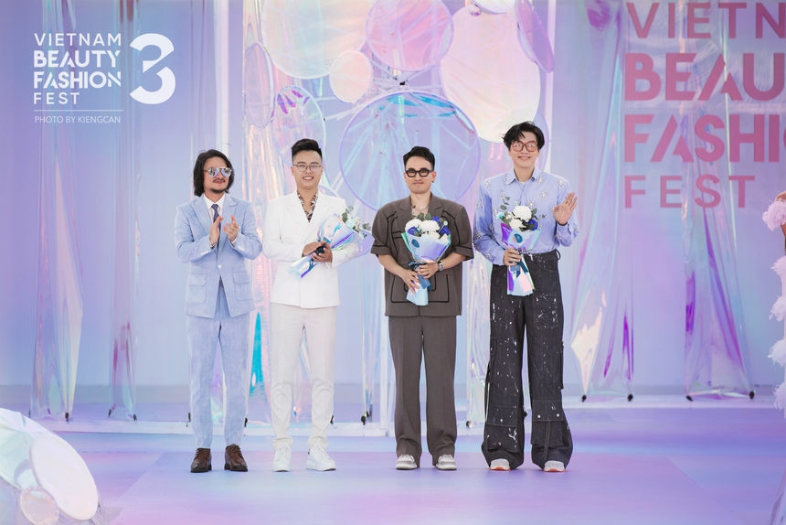 Show thời trang trên tầng thượng của đạo diễn Hoàng Nhật Nam - Ảnh 3.