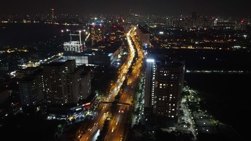 Thủ tướng Chính phủ chỉ thị tăng cường tiết kiệm điện - Ảnh 2. Thủ tướng Chính phủ chỉ thị tăng cường tiết kiệm điện - Ảnh 2.